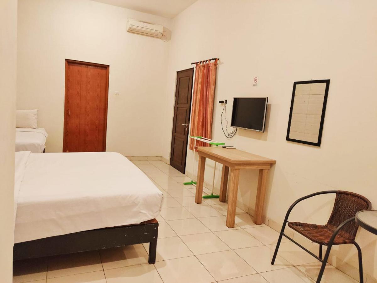 Hotel Syariah Tremigo Guesthouse Cirebon Dış mekan fotoğraf