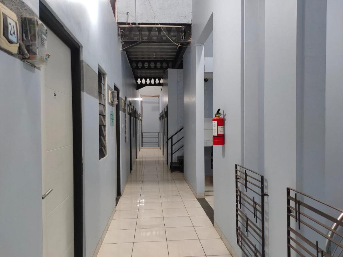 Hotel Syariah Tremigo Guesthouse Cirebon Dış mekan fotoğraf