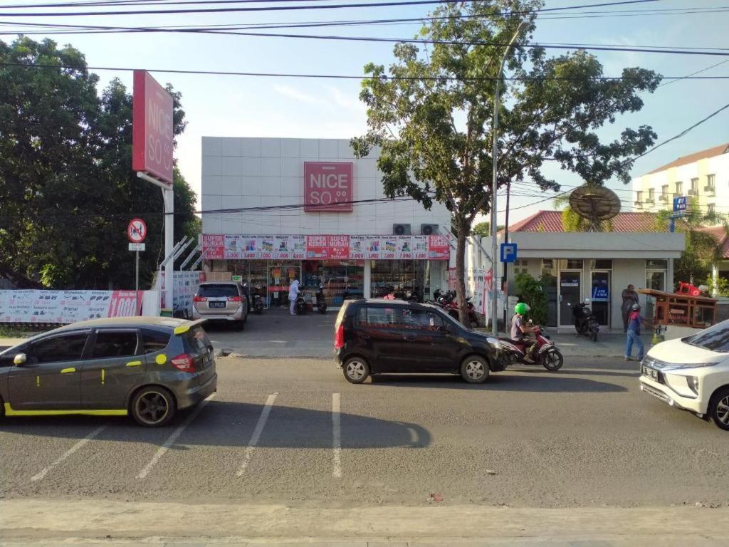 Hotel Syariah Tremigo Guesthouse Cirebon Dış mekan fotoğraf