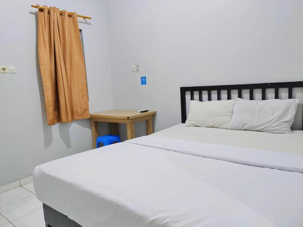 Hotel Syariah Tremigo Guesthouse Cirebon Dış mekan fotoğraf