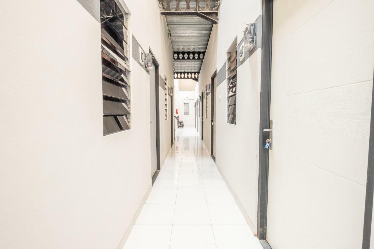 Hotel Syariah Tremigo Guesthouse Cirebon Dış mekan fotoğraf